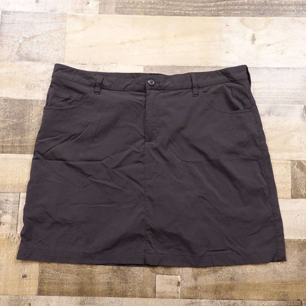 Eddie Bauer Black Skort with Built-In Shorts - Women's Size 16